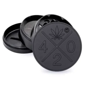 Metal Grinder Black 420 ⌀60 mm – 4 parts - Image 1